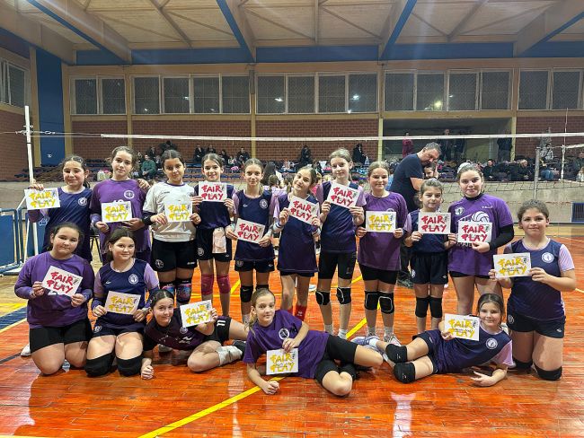 aaaTehničarke iz Save na turniru u KG